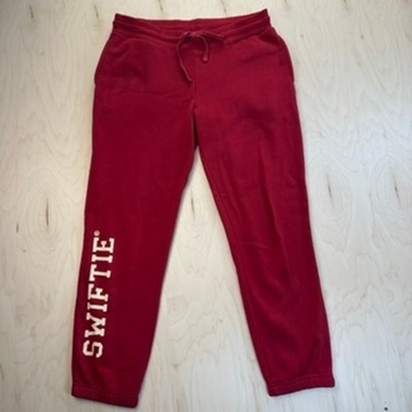 Taylor Swift Red Sweatpants Womens Medium Swiftie Era Track Pants Lounge - Picture 1 of 9